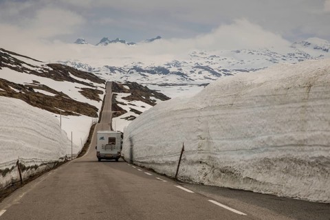 Snow Wall