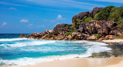 Surf on Grand Anse beach
