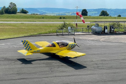 Small aircraft