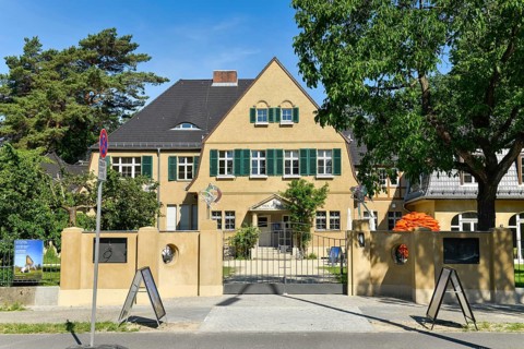 Haus am forest lake
