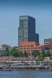 Empire Riverside Hotel