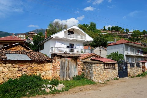 Houses in Pustec