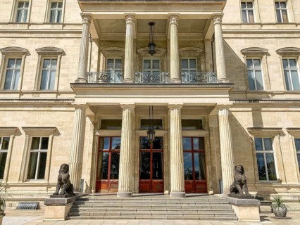 Villa Huegel