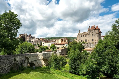 Saint Amant Tallende village