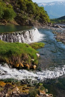 Sulphurous warm spring