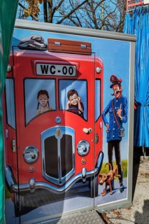 Funny painted toilet container