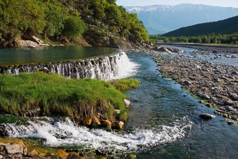 Sulphurous warm spring