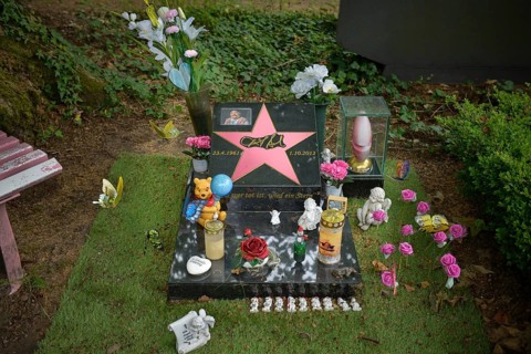Grave