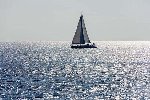 Sailing boat