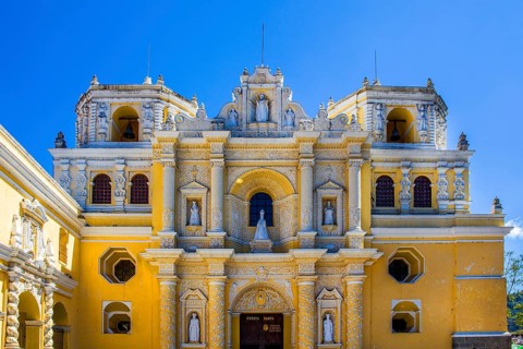 Facade covered with stucco ornaments