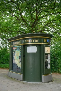 Public toilet