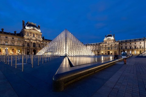 Glass pyramid in the courtyard of the Palais du Louvre