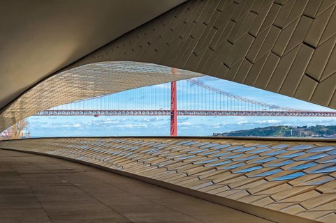 25 April Bridge