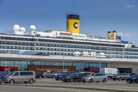 Cruise Center