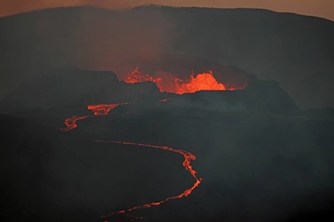 Lava bubbling