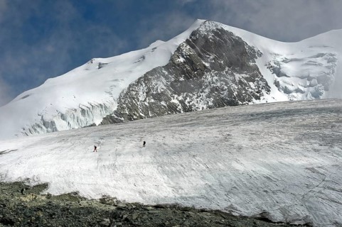 Bishorn above the Turtmangletscher