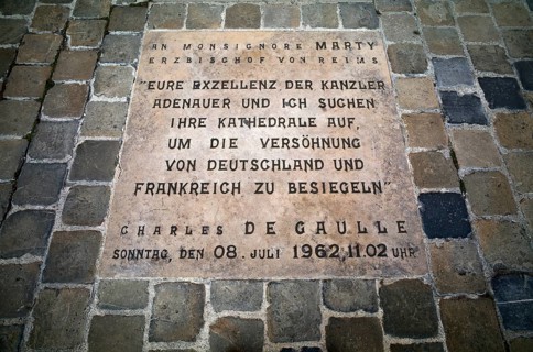 Inlaid floor panel