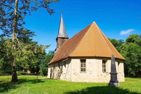 Lanz fieldstone church