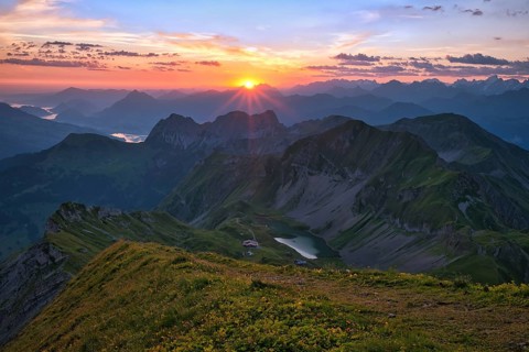 View from Brienzer Rothorn to Central Swiss Alps