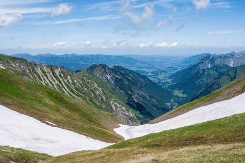 View of the Trettach Valley near Oberstdorf