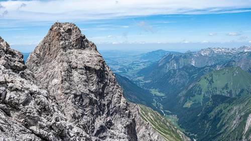 View of the Trettachspitze from the summit of the Maedelegabel