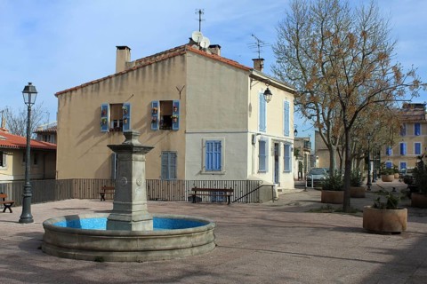 Place de Moulins