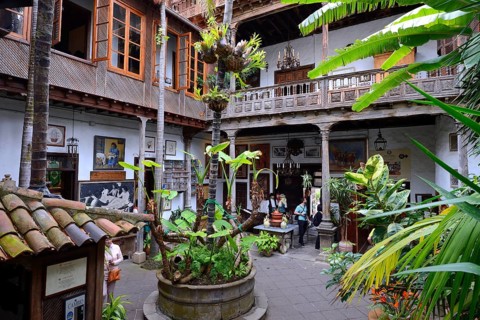 Casa de los Balcones