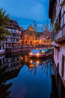 Night trip on the ILL canal