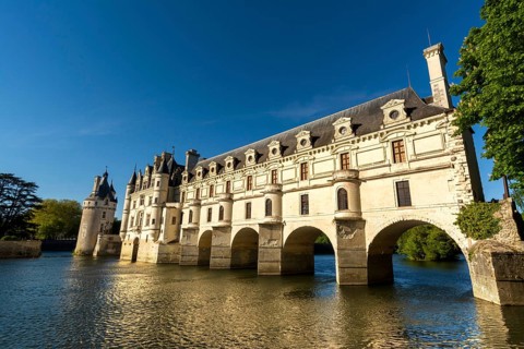 Chenonceau castle spanning the River Cher