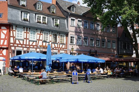 Hoechster Schlossplatz