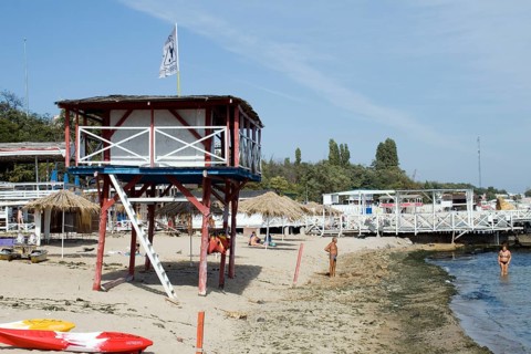 Bathing beach