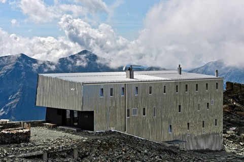 Cabane de Tracuit mountain hut
