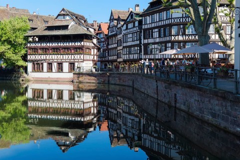 Maison des Tanneurs and half-timbered houses along the ILL canal
