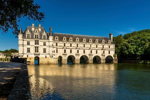 Chenonceau castle spanning the River Cher