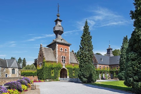 Entrance gate of the Chateau de Jehay
