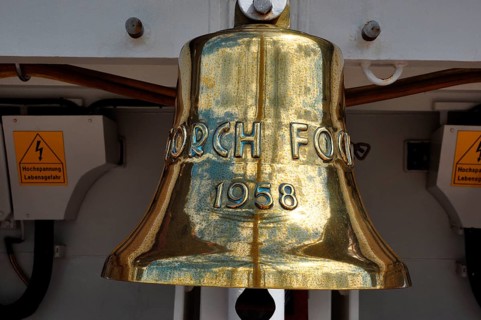Sail training ship