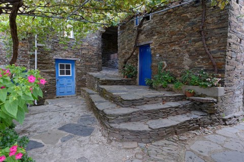 Slate house with inner courtyard