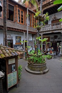 Casa de los Balcones