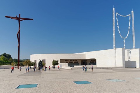 Basilica of the Holy Trinity with the cross and the rosary