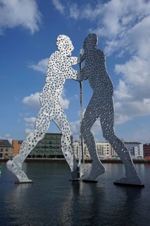 Molecule Man