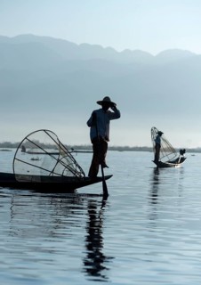 Legwork Intha fishermen with traditional conical nets
