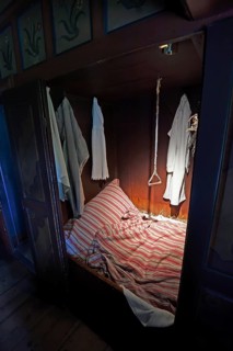 Sleeping alcove