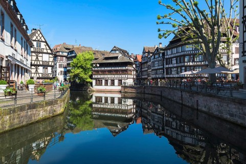 Maison des Tanneurs and half-timbered houses along the ILL canal