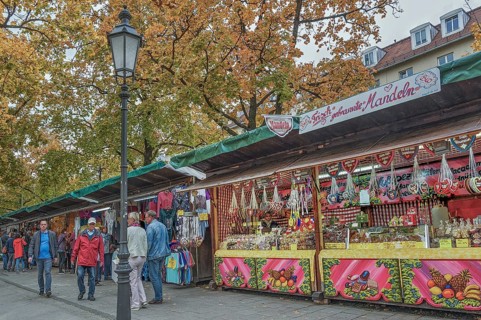 Stalls and lantern
