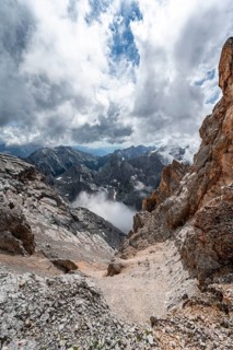At the summit of the Partenkirchner Dreitorspitze