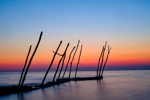 Wooden rack for hanging boats
