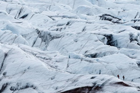 Glacier hikers on the Svinafell glacier