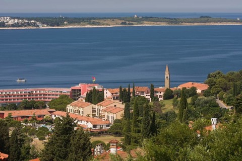 Hotel complex in Lucija