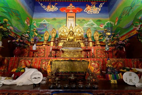 Buddha statue