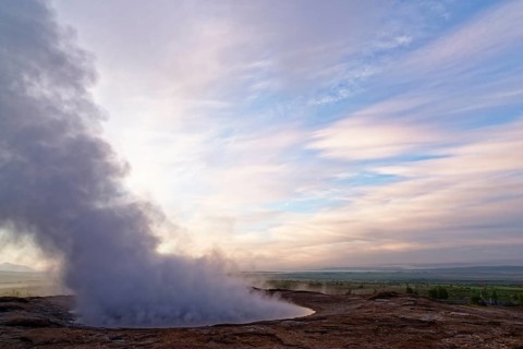 Geyser Stori at sunrise